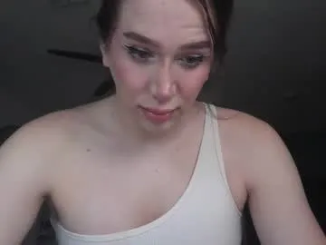SophieMaeve – webcam model profile photo Image 4