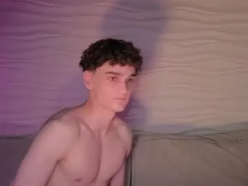 louie_evans – webcam model profile photo Image 19