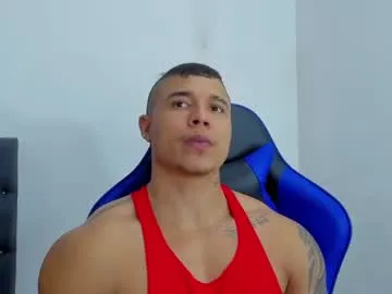 VALORAH – webcam model profile photo Image 17