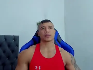 VALORAH – webcam model profile photo Image 18