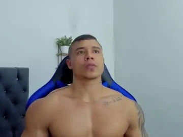 VALORAH – webcam model profile photo Image 19