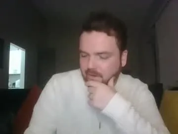 BabyyyLuna – webcam model profile photo Image 2