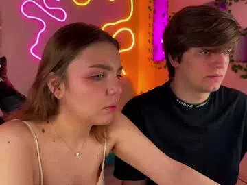 GianaBravo – webcam model profile photo Image 8