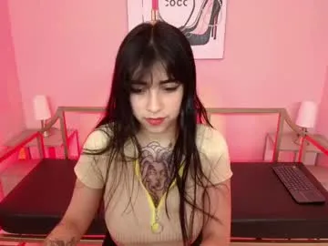 LiliSnow – webcam model profile photo Image 18