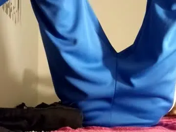 ElianaGarcia – webcam model profile photo Image 2