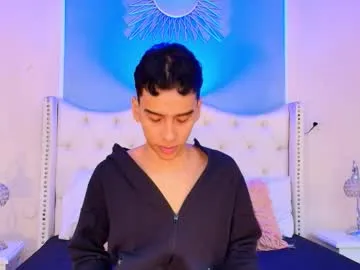 Blondebrookex – webcam model profile photo Image 3