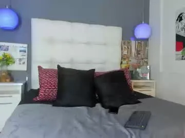 AylaRosell – webcam model profile photo Image 14