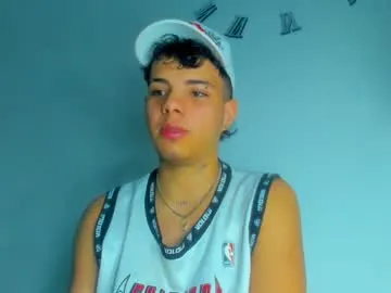 RYUTA_9911 – webcam model profile photo Image 8