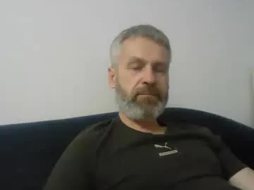 RoxieHart_x – webcam model profile photo Image 6