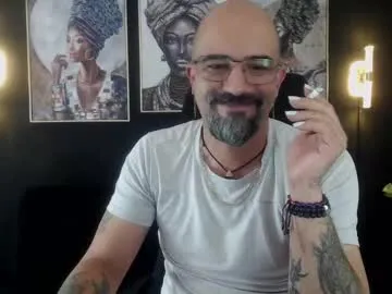 VioletPearsson – webcam model profile photo Image 2