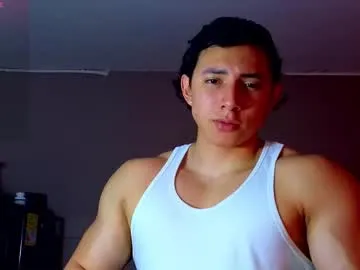 highlatin_guys – webcam model profile photo Image 4