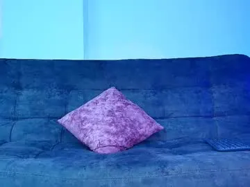 IsaRose – webcam model profile photo Image 19