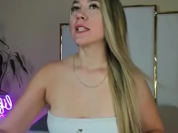 SandiSquirts – webcam model profile photo Image 5