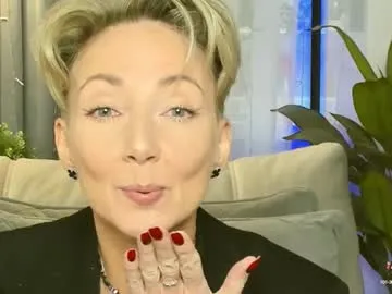 Roja__ – webcam model profile photo Image 11