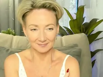 Roja__ – webcam model profile photo Image 15