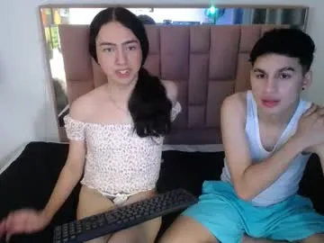 EmmaEboney – webcam model profile photo Image 8