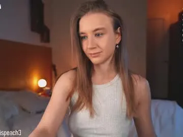 alexispeach Image 3