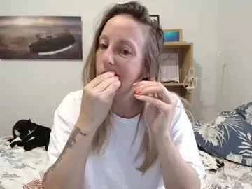 MrsKitten – webcam model profile photo Image 5