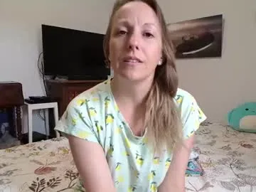 MrsKitten – webcam model profile photo Image 9