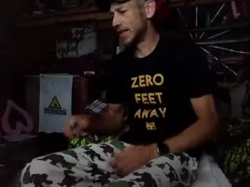 LennaVoss – webcam model profile photo Image 4