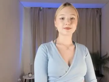AntonetteMoore – webcam model profile photo Image 4