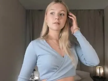AntonetteMoore – webcam model profile photo Image 6