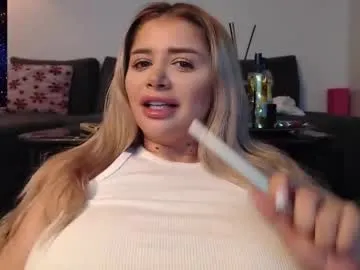 Live with Aisi-20 on FliCam Image 11