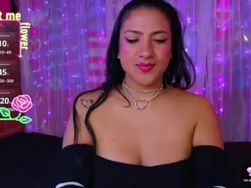 SandiSquirts – webcam model profile photo Image 14