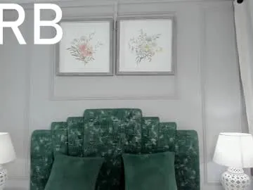 Hiiichan88 – webcam model profile photo Image 8