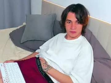 tai_fun – webcam model profile photo Image 10