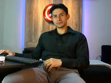 MiraDelynn – webcam model profile photo Image 6