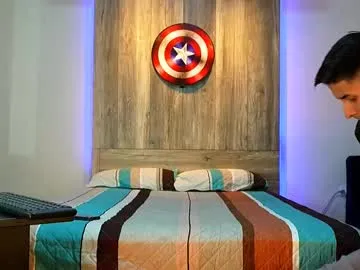 MiraDelynn – webcam model profile photo Image 8