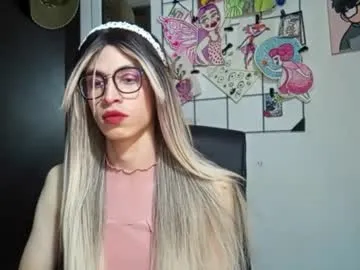 luh698171 – webcam model profile photo Image 3