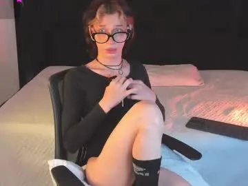 SophieBlaake – webcam model profile photo Image 11