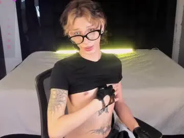 SophieBlaake – webcam model profile photo Image 4