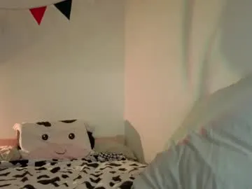 AvaMaddisson – webcam model profile photo Image 2