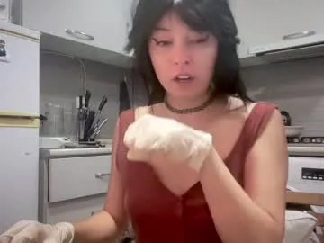 nicdani_1 – webcam model profile photo Image 11