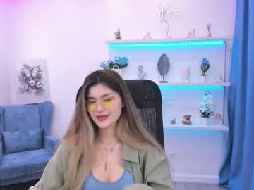 VaniaLee – webcam model profile photo Image 7