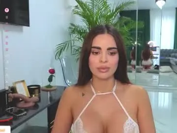 JadeMartinelli – webcam model profile photo Image 16