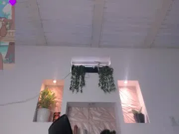 CassieGil – webcam model profile photo Image 7