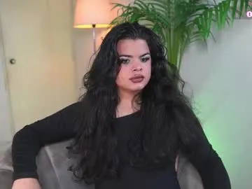 MaddyRomero – webcam model profile photo Image 16