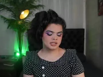 MaddyRomero – webcam model profile photo Image 5