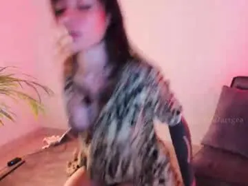 HarleyDum – webcam model profile photo Image 4