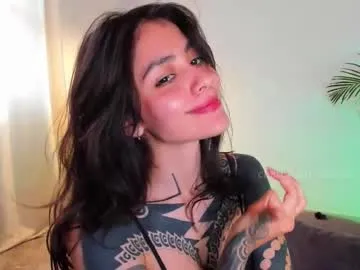 HarleyDum – webcam model profile photo Image 5