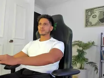 boysdeluxemilitary – webcam model profile photo Image 8
