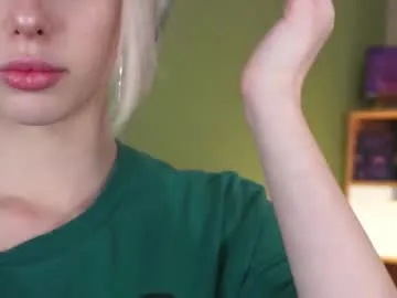 FitnessBunny – webcam model profile photo Image 8