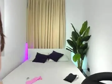 TaraHunter – webcam model profile photo Image 4