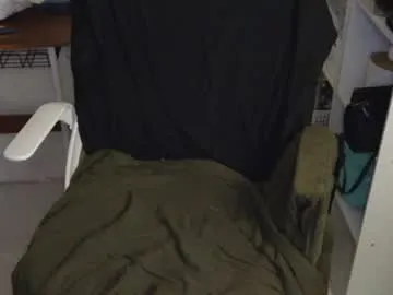 EmmaClayton – webcam model profile photo Image 8