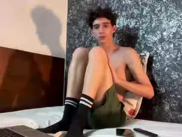 boysdeluxemilitary – webcam model profile photo Image 6