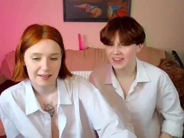 isisxoxx – webcam model profile photo Image 2